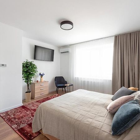 Luxury Apartment Slava Ukraini Ivano-Frankivsk Buitenkant foto